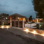 Villa Astron *