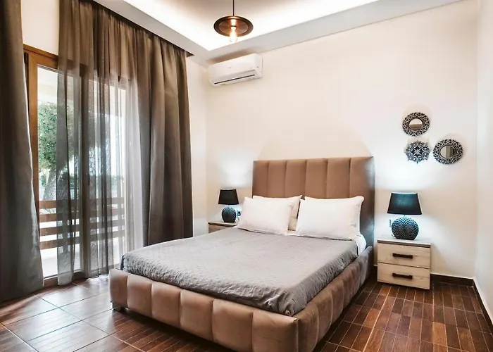 Astron * אגיוס גיורגיוס